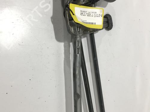 Used Front wiper motor PEUGEOT 308 II (LB_, LP_, LW_, LH_, L3_) 2.0 BlueHDi 150 (150 hp) 24940306