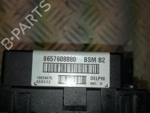 Used Fuse box Fuse box PEUGEOT 206+ (2L_, 2M_) 1.4 HDi eco 70 (68 hp) 26296961 26296961