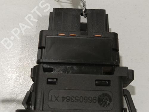Used Left front window switch Left front window switch CITROËN C2 (JM_) 1.1 (60 hp) 22581003 22581003