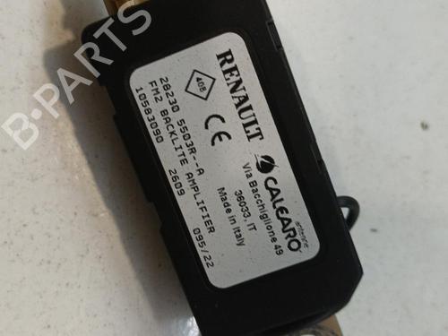 Antenne/Base RENAULT CLIO V (B7_) 1.5 Blue dCi 85 (B7AG) (86 hp) 22577204