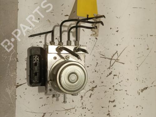 Used ABS pump NISSAN JUKE (F15) 1.6 (117 hp) 22589426