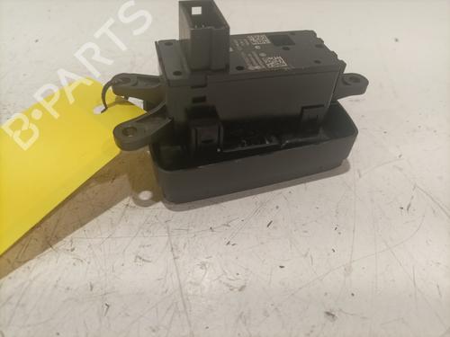 Switch BMW 2 Gran Tourer (F46) 218 d | BP28360796I30 