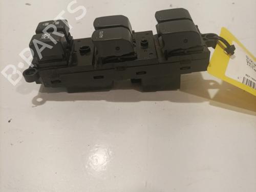 Used Left front window switch Left front window switch SUZUKI SWIFT IV (FZ, NZ) 1.2 (AZH412, ZC72S) (94 hp) 22578948 22578948