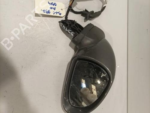 Used Right mirror Right mirror 22918023 22918023