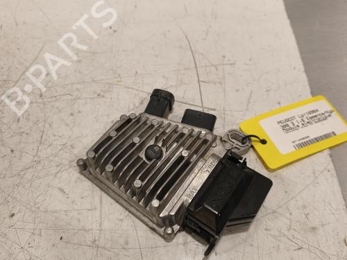 Used Electronic module Electronic module PEUGEOT 308 III (FB_, FH_, FP_, F3_, FM_) Hybrid 225 (F3DGYT, F3DGNH) (224 hp) 40122582 40122582