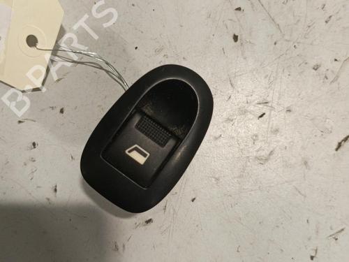 Used Left rear window switch Left rear window switch CITROËN C3 Pluriel (HB_) 1.4 HDi (68 hp) 22576866 22576866