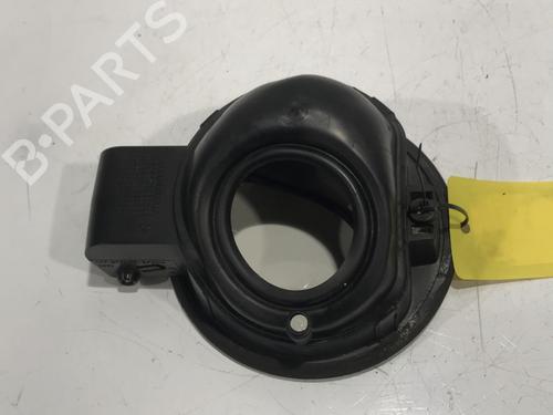 fuel-flap-fiat-grande-punto-199_-2005-26713451 main image
