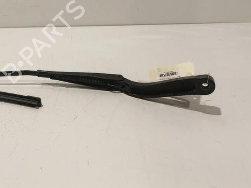 Used Front windshield wiper arm Front windshield wiper arm RENAULT TRAFIC III Van (FG_) 2.0 dCi 120 (FGMN) (120 hp) 22574561 22574561
