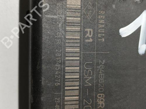 Electronic module RENAULT MEGANE III Hatchback (BZ0/1_, B3_) 1.2 TCe (BZ2B, BZ11) | BP22586609M83 