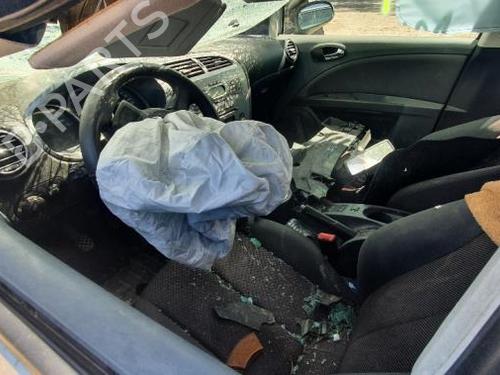 Left front window switch SEAT LEON (1P1) 1.9 TDI | BP22591600I27 