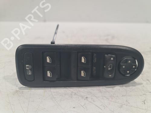 left-front-window-switch-citroen-c3-ii-sc_-2009-32705803 main image