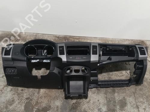 Dashboard PEUGEOT 4007 (VU_, VV_) 2.2 HDi | BP22585944C46 