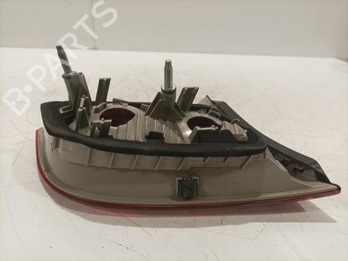 right-tailgate-light-audi-a4-b7-avant-8ed-2004-2005-2006-2007-2008-32030660 main image