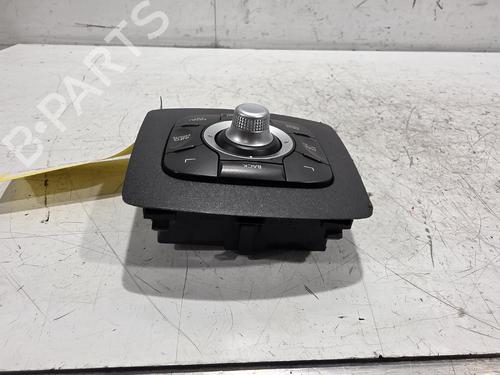 Used Switch Switch RENAULT GRAND SCÉNIC III (JZ0/1_) 1.5 dCi (JZ09, JZ0D, JZ10, JZ14, JZ1G, JZ29, JZ2C) (110 hp) 39892118 39892118