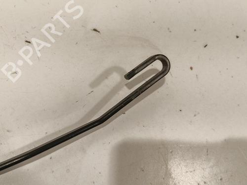 Used Front windshield wiper arm CITROËN XSARA PICASSO (N68) 1.8 16V (115 hp) 22571960