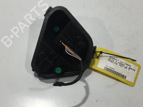 Lampeholder RENAULT CLIO III Grandtour (KR0/1_) 1.5 dCi (KR0F) (86 hp) 24212531