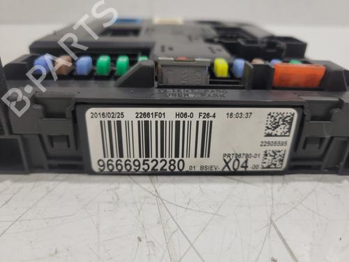 fuse-box-citroen-c3-ii-sc_-2009-30439203 main image