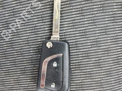 Front wiper motor TOYOTA YARIS (_P13_) 1.0 (KSP130_, KSP130) | BP22590566M29 
