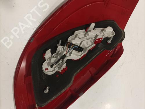 Used Right taillight Right taillight 29748424 29748424