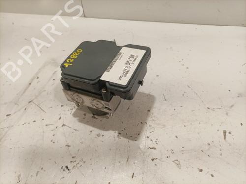 Used ABS pump ABS pump RENAULT ZOE (BFM_) ZOE (92 hp) 22577800 22577800