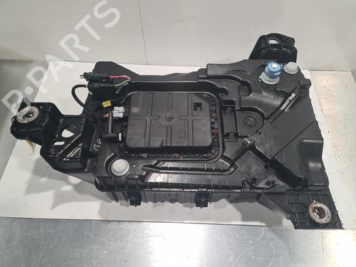 AdBlue-tank PEUGEOT 308 II (LB_, LP_, LW_, LH_, L3_) 2.0 GT BlueHDi 180 (181 hp) 31836540