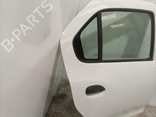 dr-hjre-bagtil-dacia-logan-ii-2012-27523278 main image