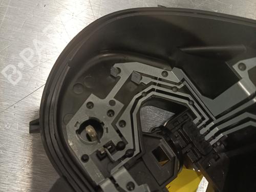 Used Lamp holder Lamp holder PEUGEOT 208 I (CA_, CC_) 1.2 VTI 82 (82 hp) 23135298 23135298