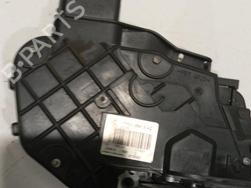 Rear left lock LAND ROVER RANGE ROVER SPORT I (L320) 2.7 D 4x4 | BP22586017C100 
