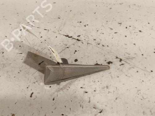 Used Left side indicator Left side indicator RENAULT MEGANE II (BM0/1_, CM0/1_) 1.5 dCi (BM1E, CM1E) (106 hp) 22582063 22582063