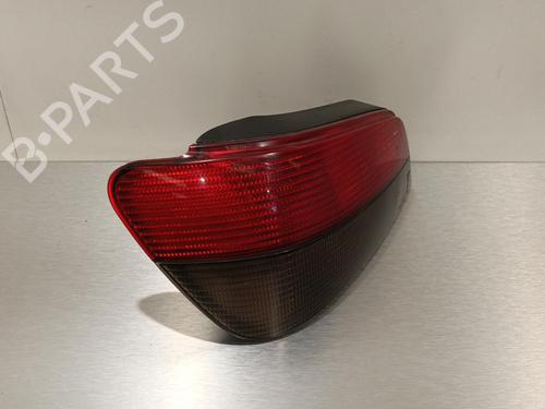 Farolim esquerdo Farolim esquerdo PEUGEOT 306 Hatchback (7A, 7C, N3, N5) 1.9 D (68 hp) 22572292 22572292
