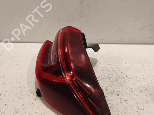right-taillight-renault-clio-v-b7_-2019-37001120 main image