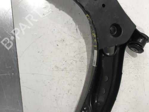 Used Right front suspension arm VW T-ROC (A11, D11) 1.5 TSI (150 hp) 28429196