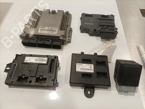 electronic-module-renault-clio-iv-bh_-2012-2013-2014-2015-2016-2017-2018-2019-2020-2021-26296887 main image