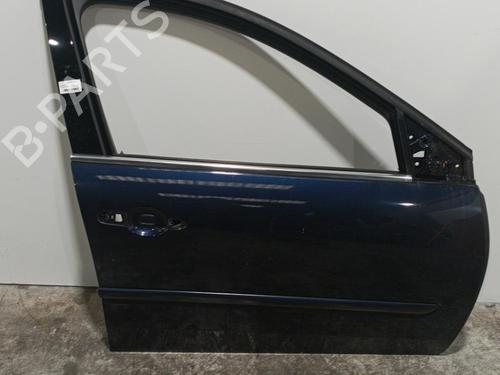 Used Right front door Right front door 22586511 22586511