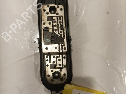 Used Lamp holder PEUGEOT 5008 (0U_, 0E_) 1.6 HDi (114 hp) 23781893