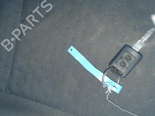 Left mirror OPEL CORSA C (X01) 1.7 DTI (F08, F68) | BP22590877C26 