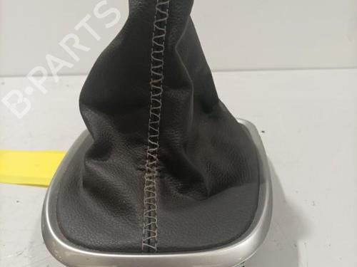 Used Shift knob Shift knob CITROËN C3 III (SX) 1.6 BlueHDi 100 (99 hp) 22579293 22579293