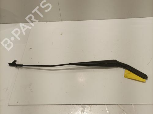 Used Front windshield wiper arm BMW X6 (E71, E72) M (555 hp) 24332902
