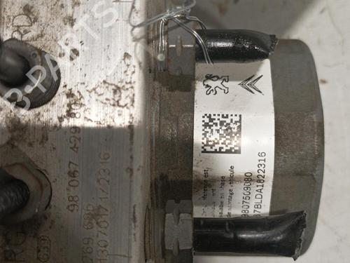 Used ABS pump ABS pump CITROËN C4 Picasso II 1.6 HDi / BlueHDi 115 (115 hp) 22582692 22582692