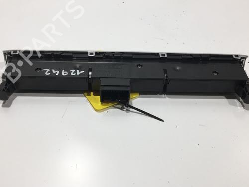 Used Warning switch Warning switch AUDI A3 Sportback (8VA, 8VF) 1.6 TDI (110 hp) 22582828 22582828