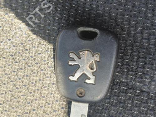 Right mirror PEUGEOT 206+ (2L_, 2M_) 1.4 HDi eco 70 | BP22591913C27 