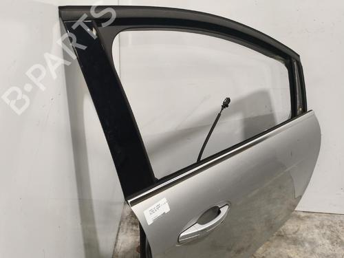 Used Right front door Right front door 37036644 37036644