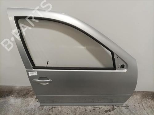 Right front door VW BORA I (1J2) 1.9 TDI 1J4831056H