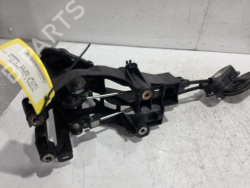 Gear lever RENAULT CLIO V (B7_) 1.5 Blue dCi 85 (B7AG) | BP39527705M90 - Image 3