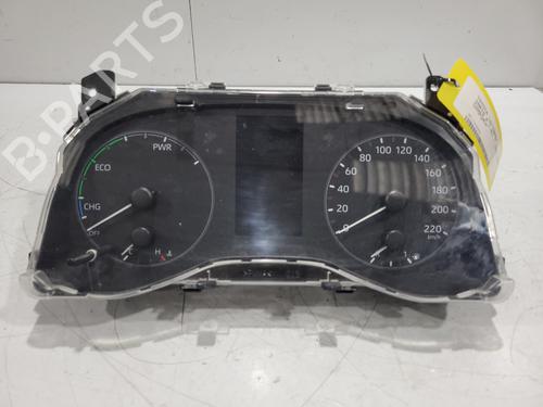 Used Instrument cluster TOYOTA YARIS (_P21_, _PA1_, _PH1_) 1.5 Hybrid (MXPH10, MXPH11) (116 hp) 30753293
