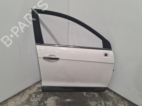 right-front-door-chevrolet-captiva-c100-c140-2006-32194516 main image