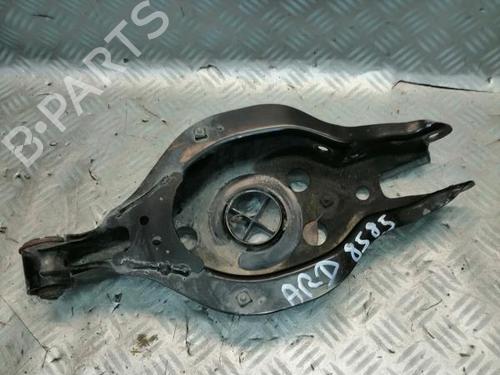 Højre bagtil bærearm Højre bagtil bærearm LEXUS RC (_C1_) 300h (AVC10_, AVC10R) (223 hp) 22583986 22583986