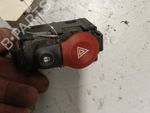 warning-switch-renault-kangoo-express-fw01_-15-dci-90-fw0g-fw05-fw08-fw11-252105246r-2008-22588628 main image