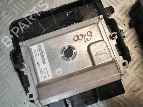 Used Electronic module Electronic module CITROËN C3 III (SX) 1.2 VTi 82 (82 hp) 22584239 22584239