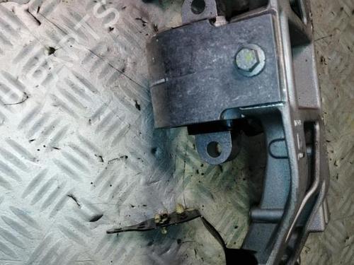 Used Engine mount Engine mount JAGUAR XF I (X250) 2.7 D (207 hp) 22571560 22571560